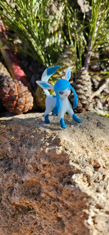 Super figurine Pokemon Nintendo scale world Givrali