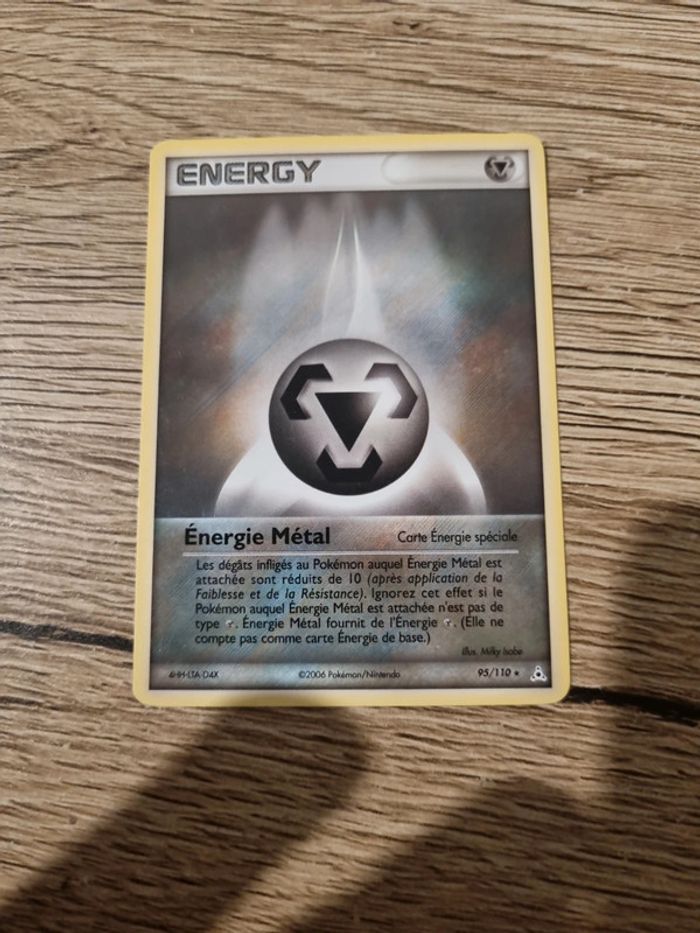 Carte pokémon energy métal 95/110 année 2006