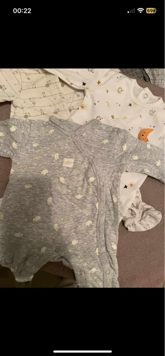 Lot pyjamas - photo numéro 2