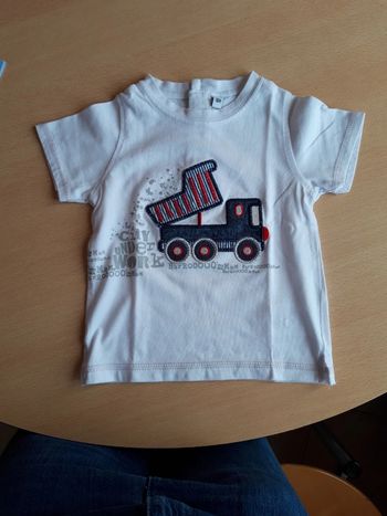 Tee-shirt sans marque