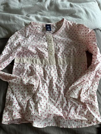 Gap blouse 116