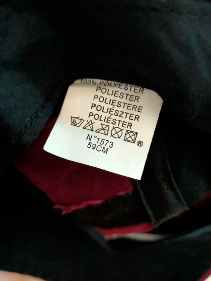 Casquette bordeaux neuve – Écriture chinoise brodée – Taille 59 cm - photo numéro 6