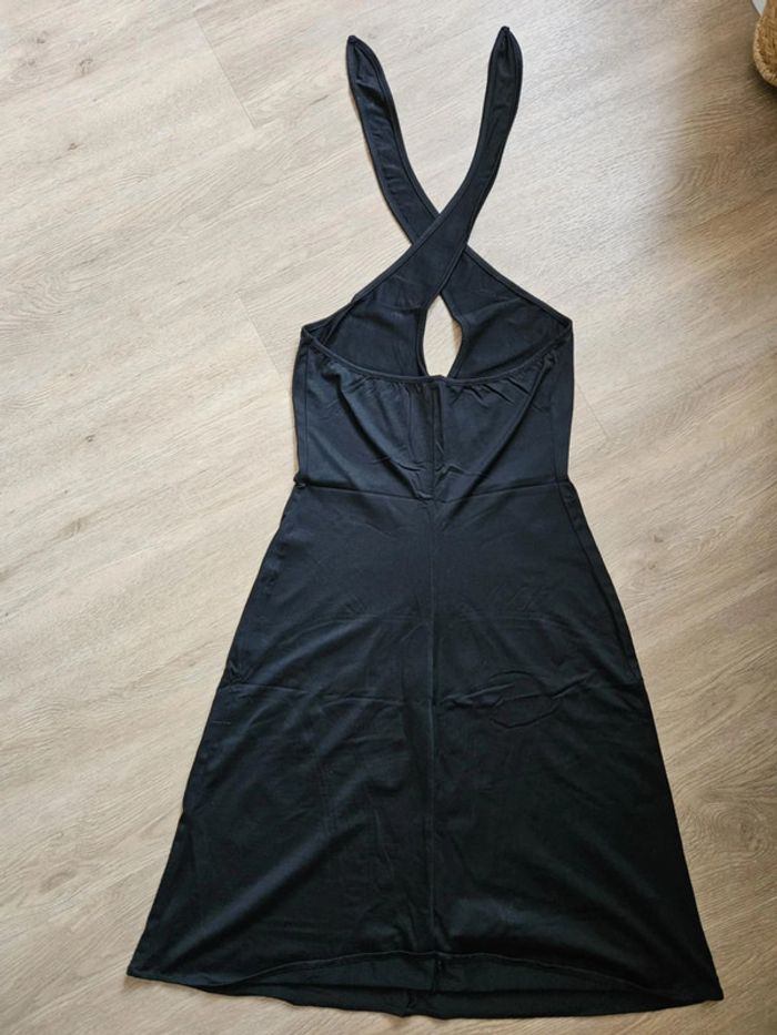 Robe noir - photo numéro 2