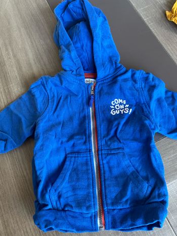 Veste à capuche