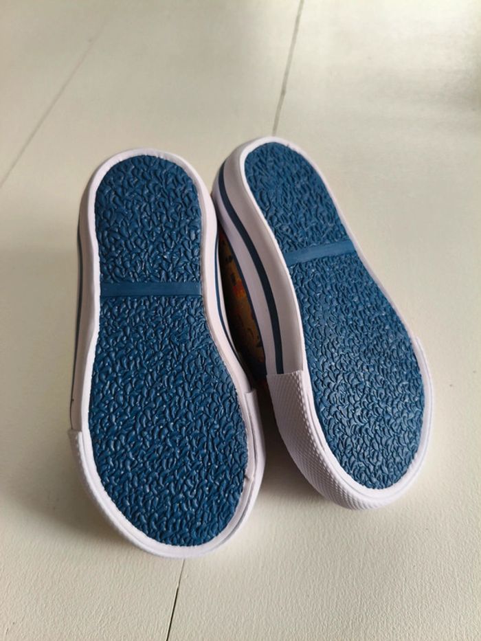 Chaussures taille 23 - photo numéro 3