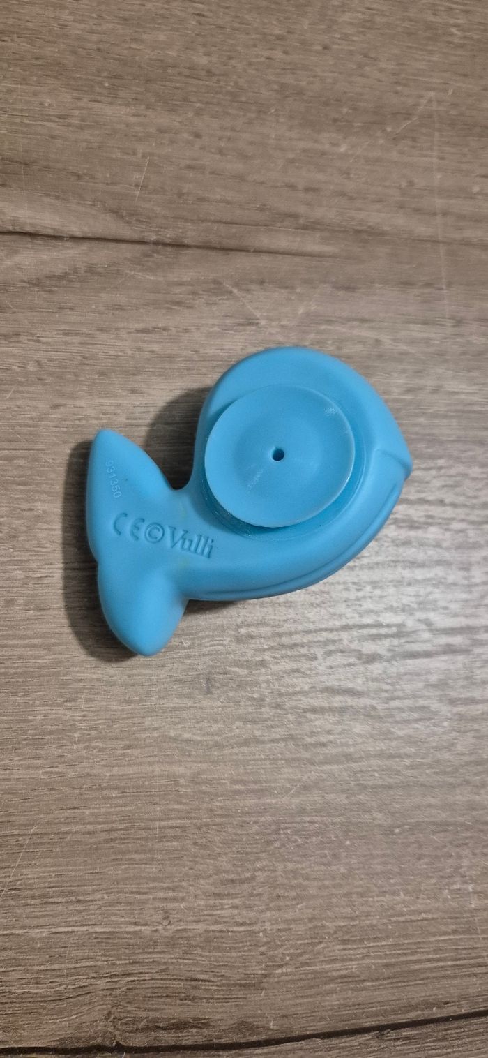 Jouet aspergeur de bain 🐳 - photo numéro 2