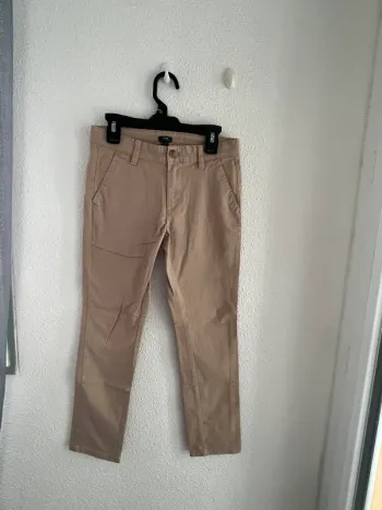 Pantalon beige kiabi taille 10 ans 💫