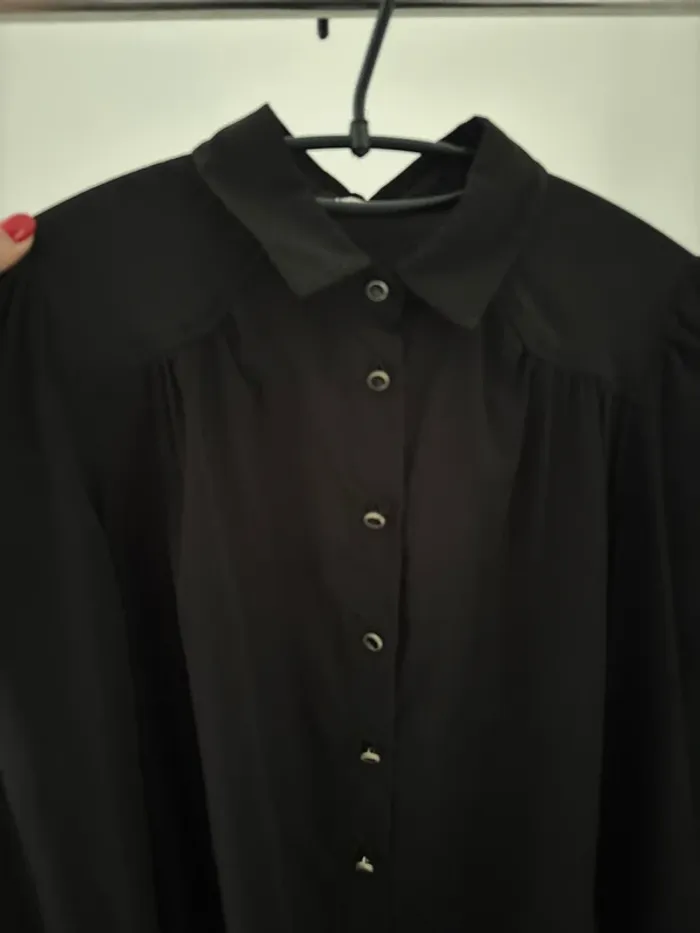 Chemise noire effet satin - photo numéro 3
