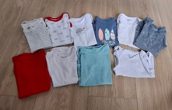 Lot de 10 bodies