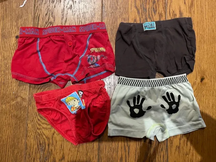 Lot de shorty et slip 4 ans garçon