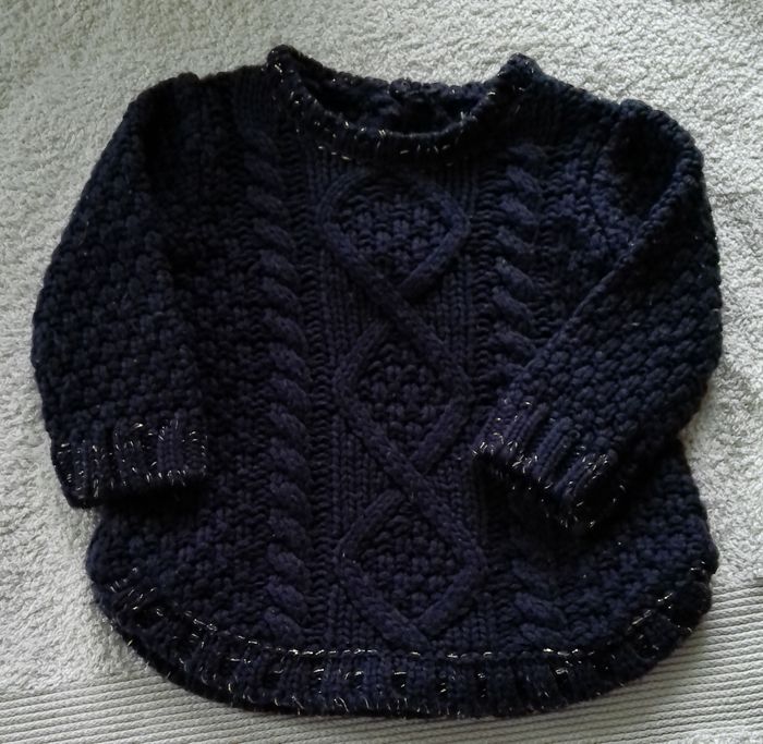 Lot d'un pull et d'un gilet - photo numéro 2