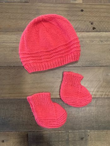 Ensemble bonnet/chaussons bébé