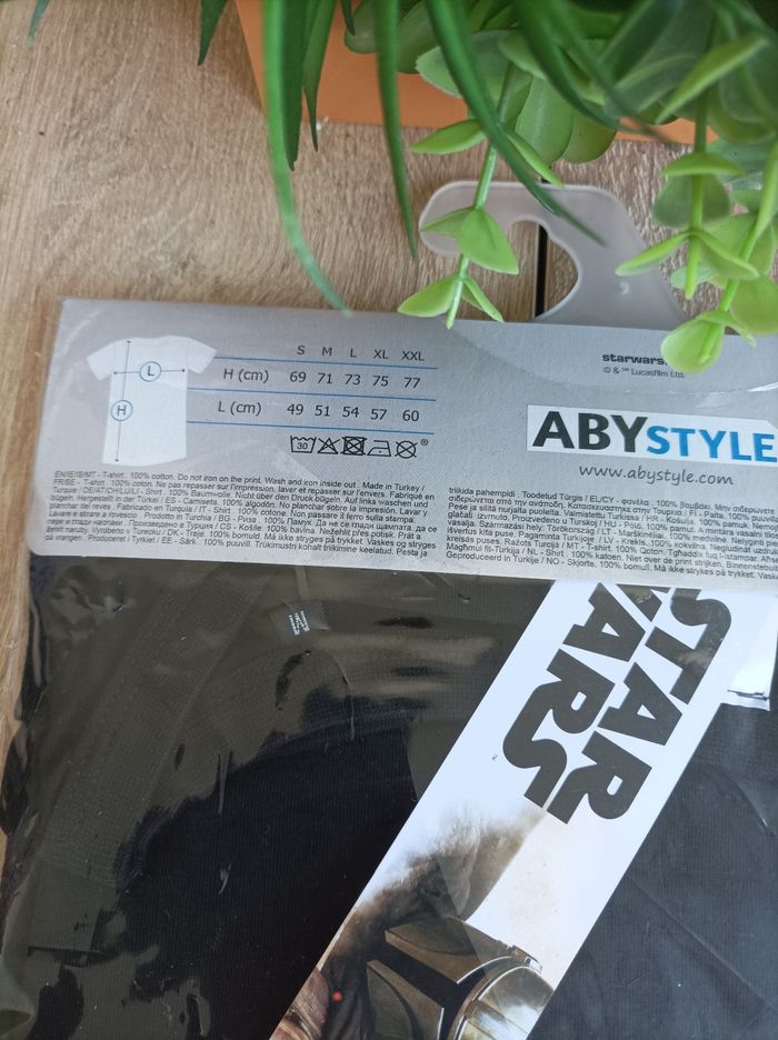 T-shirt grogu the mandalorian star wars abystyle taille  m - photo numéro 4