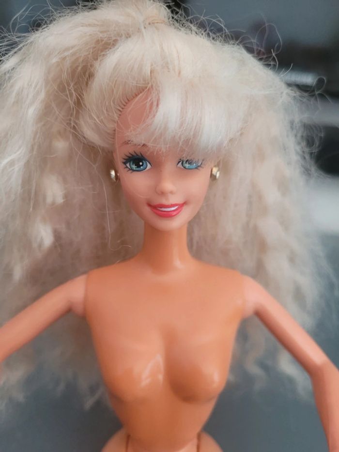 Barbie butterfly en excellent état - photo numéro 6