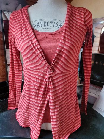 Haut rouge miss captain