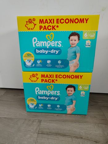 2 Carton couche taille6