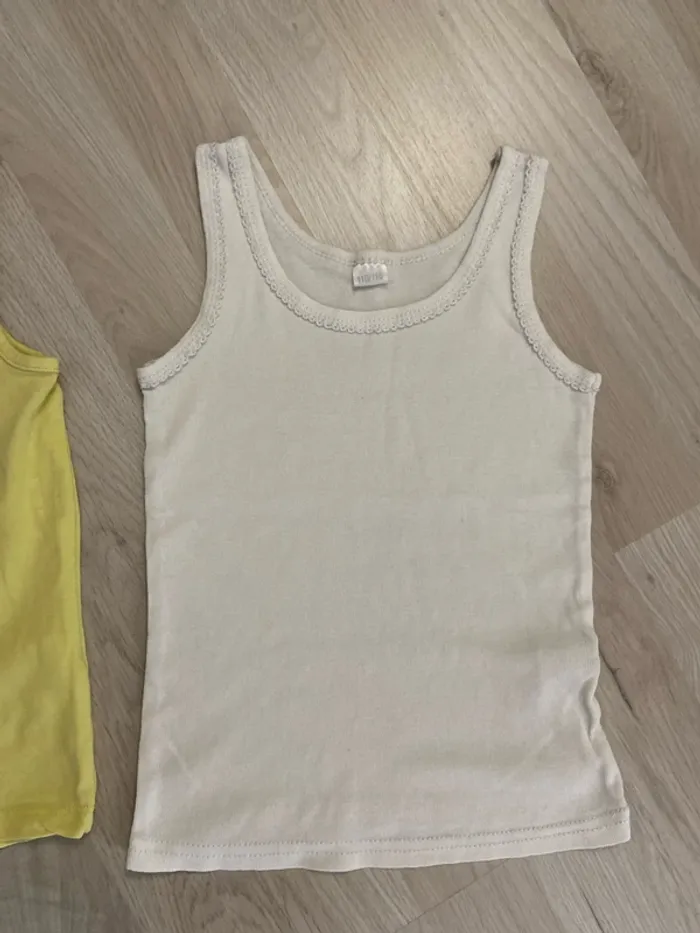 Lot de 2 débardeurs Taille 5 ans - photo numéro 4