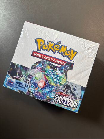 Display Pokémon Couronne Stellaire NEUF