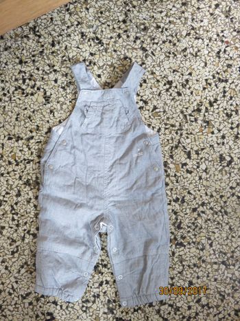 salopette obaibi taille 12 mois