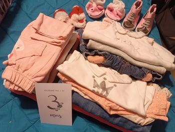 Lot 11 tenues 3 mois