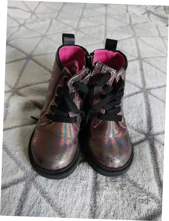 Chaussure taille 23 - photo numéro 2