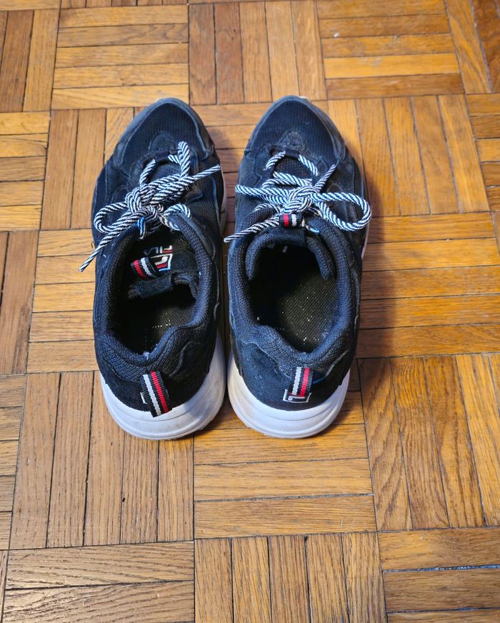 Baskets FILA noires - photo numéro 5