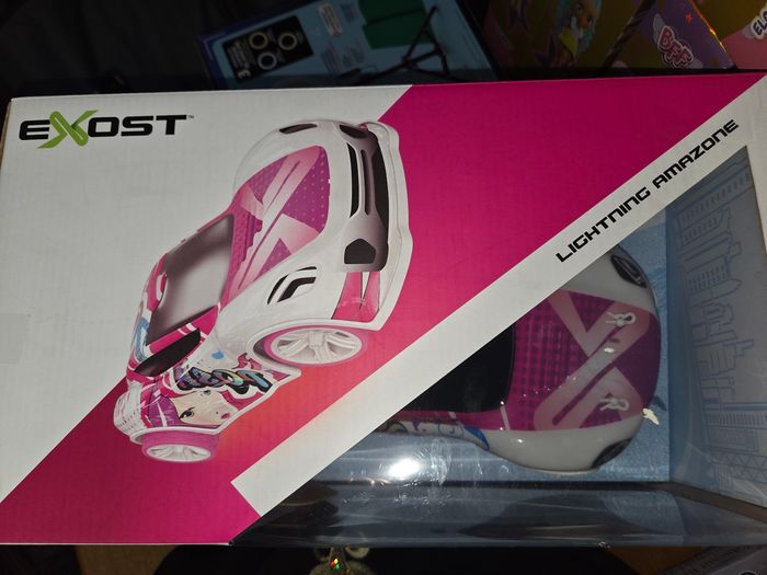 Jouet voiture telecommadé - photo numéro 3