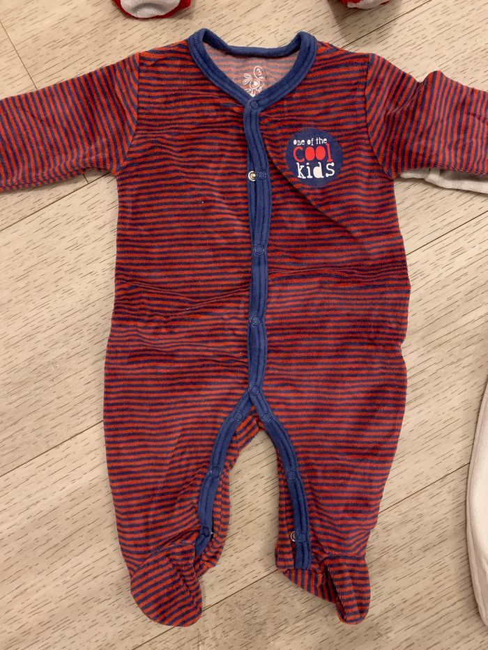 Lot pyjamas 3 mois - photo numéro 3