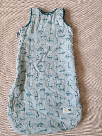 Gigoteuse Moulin Roty bleue motif savane