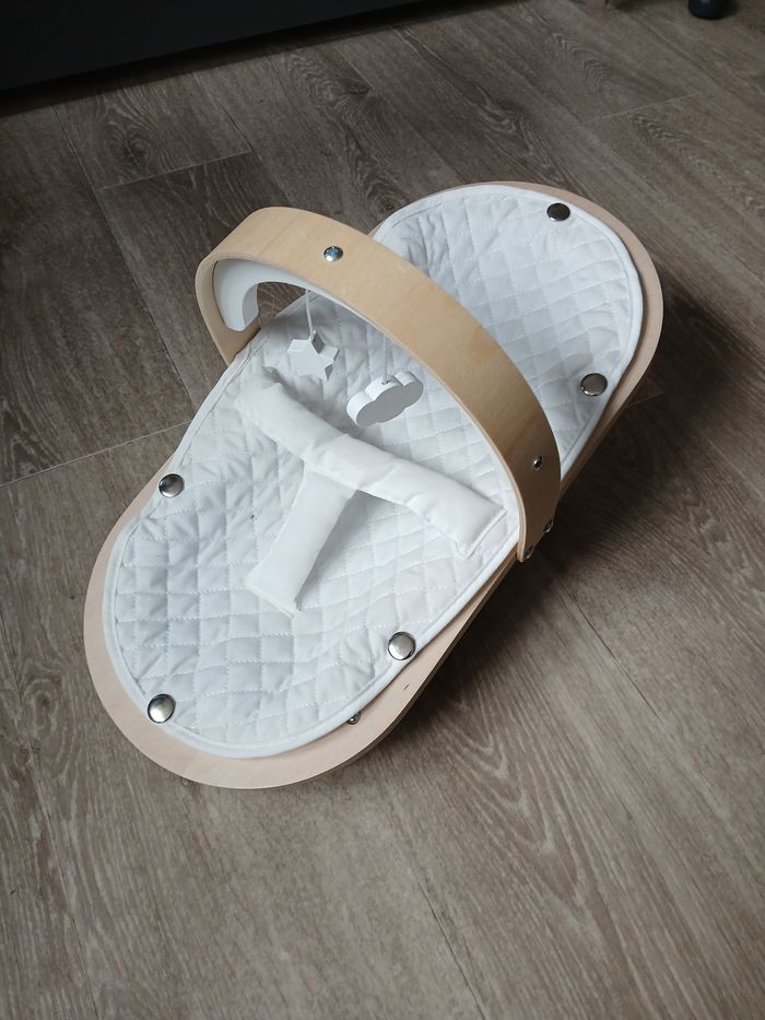 Jouet transat poupon vertbaudet en bois