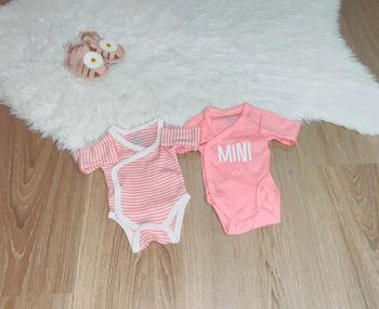 Lot de 2 bodies 0M