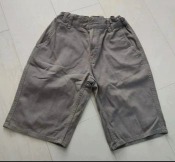 Bermuda gris