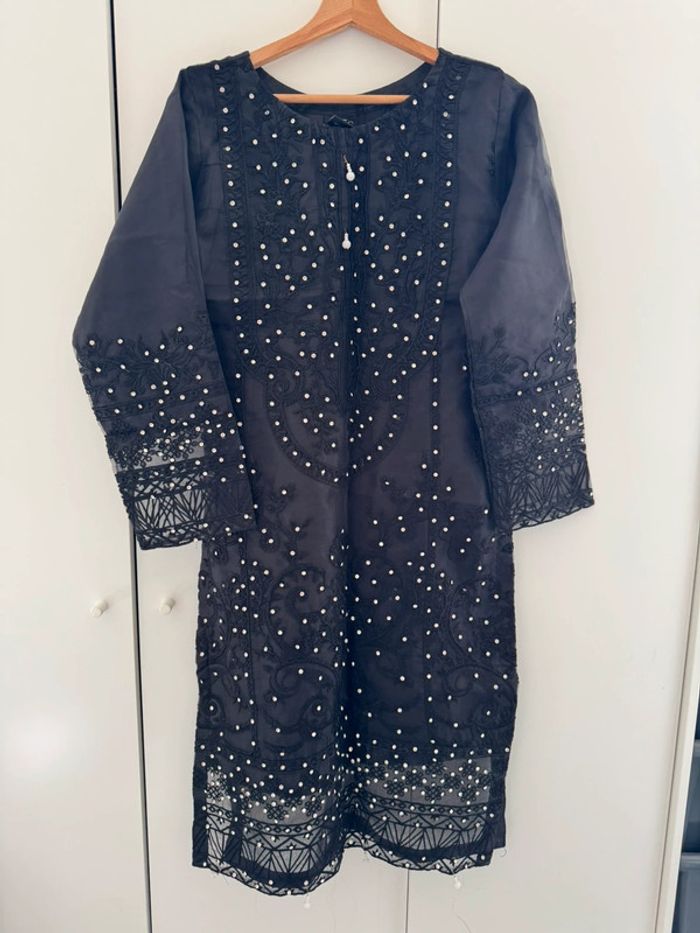 Tenue pakistanaise