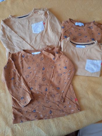 Lot 4 hauts manches longues 18 mois