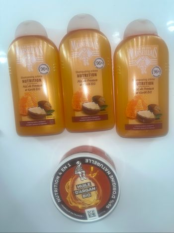 Lot de shampooings et masque le petit marseillais