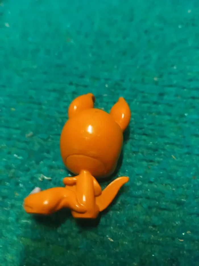 figurine miraculous kwami Trixx (renard)
état neuf - photo numéro 2