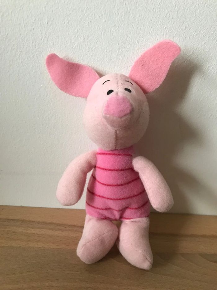 peluche porcinet très bon état 14 cm environ - photo numéro 2