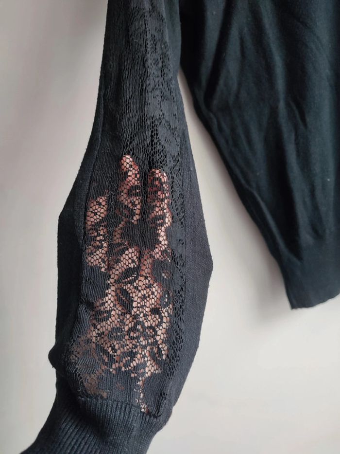 Pull noir dentelle - photo numéro 2