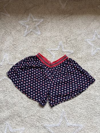 Short 8ans