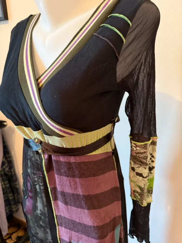 Robe en très bon état taille 38 noir et violet le monde est à vous - photo numéro 8