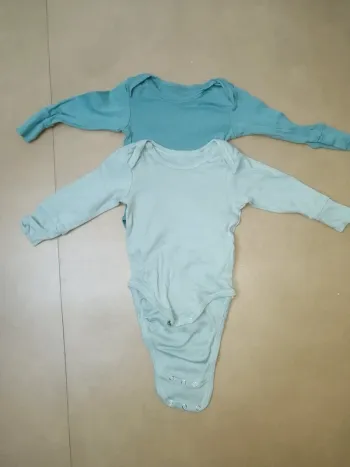 Body bb 6 mois lot de 2