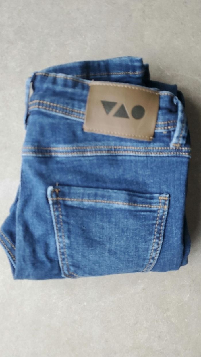 Jean 9 ans tape à l'œil - photo numéro 3