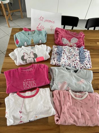 Lot de 8 pyjamas