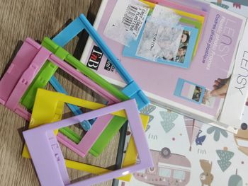 Lot de 5 minis cadres photos colorés Intax Mini TNB dans boite