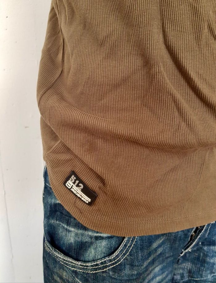 Tee-shirt kaki côtelé RG512 Étiqueté taille L convient à un M - photo numéro 4