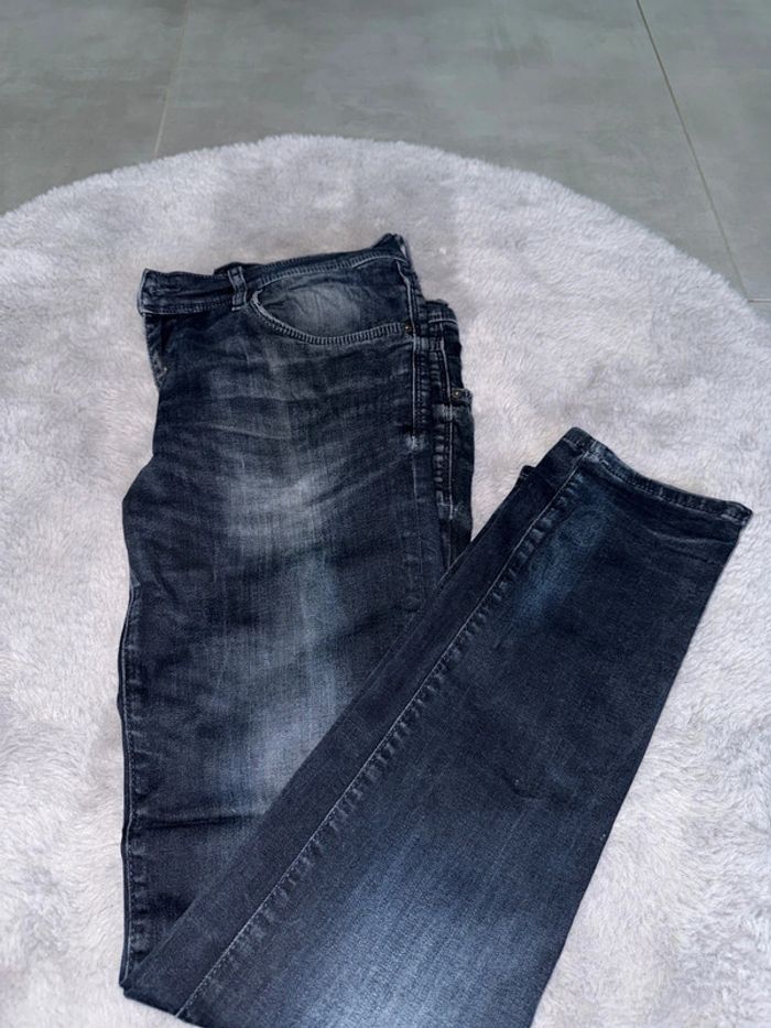 Pantalon homme antony morato skinny tres bonne etat