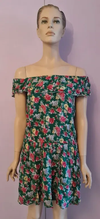 Robe femme épaule dénudée