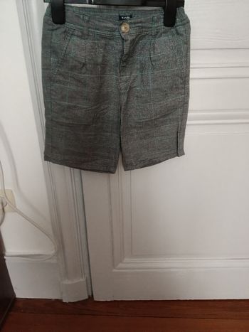 Bermuda Kiabi gris et multicolore