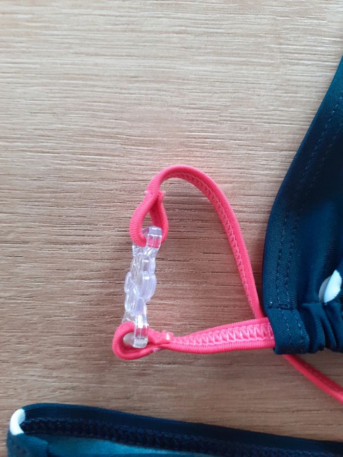 Maillot 2 pièces Kiabi 6/8 ans Très bon état - photo numéro 4