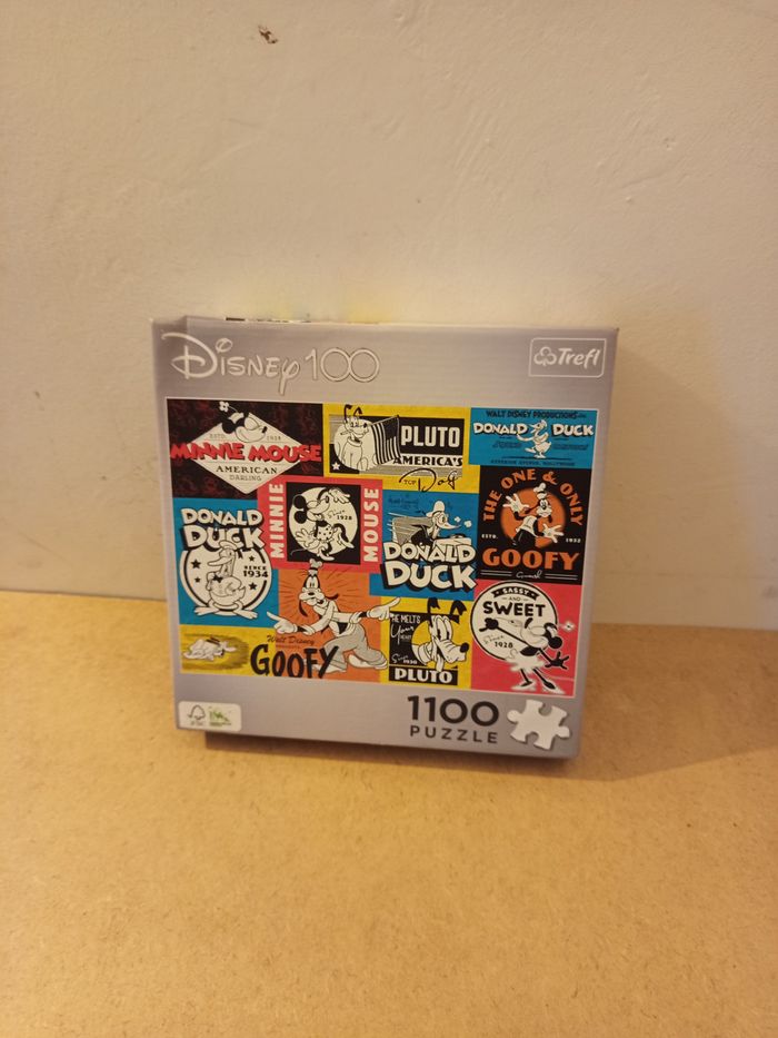 Puzzle Disney 1100p - les amis de Mickey